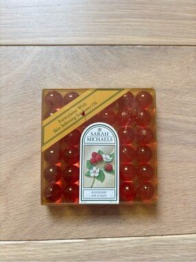 Sarah Michaels Raspberry Bath Oil Pearls 1.45 Fl Oz